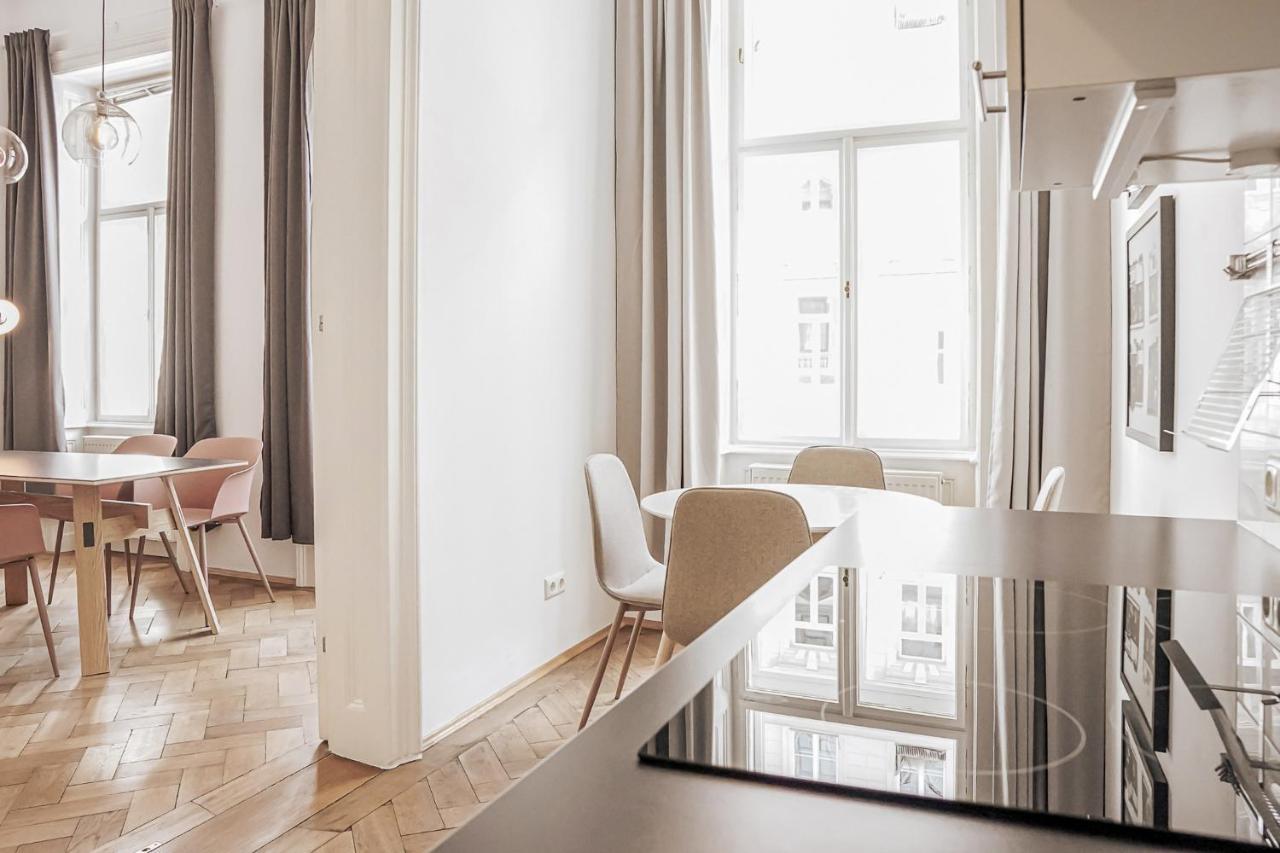 Heymi Apartments Kluckygasse Wina Bagian luar foto