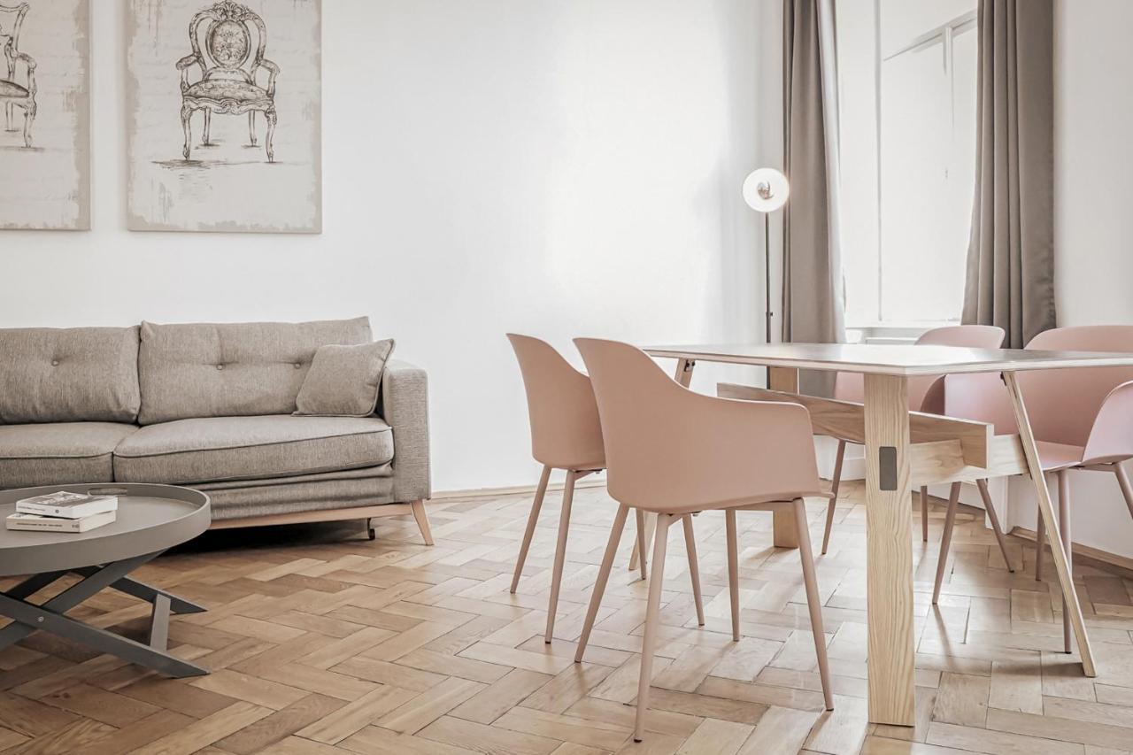 Heymi Apartments Kluckygasse Wina Bagian luar foto